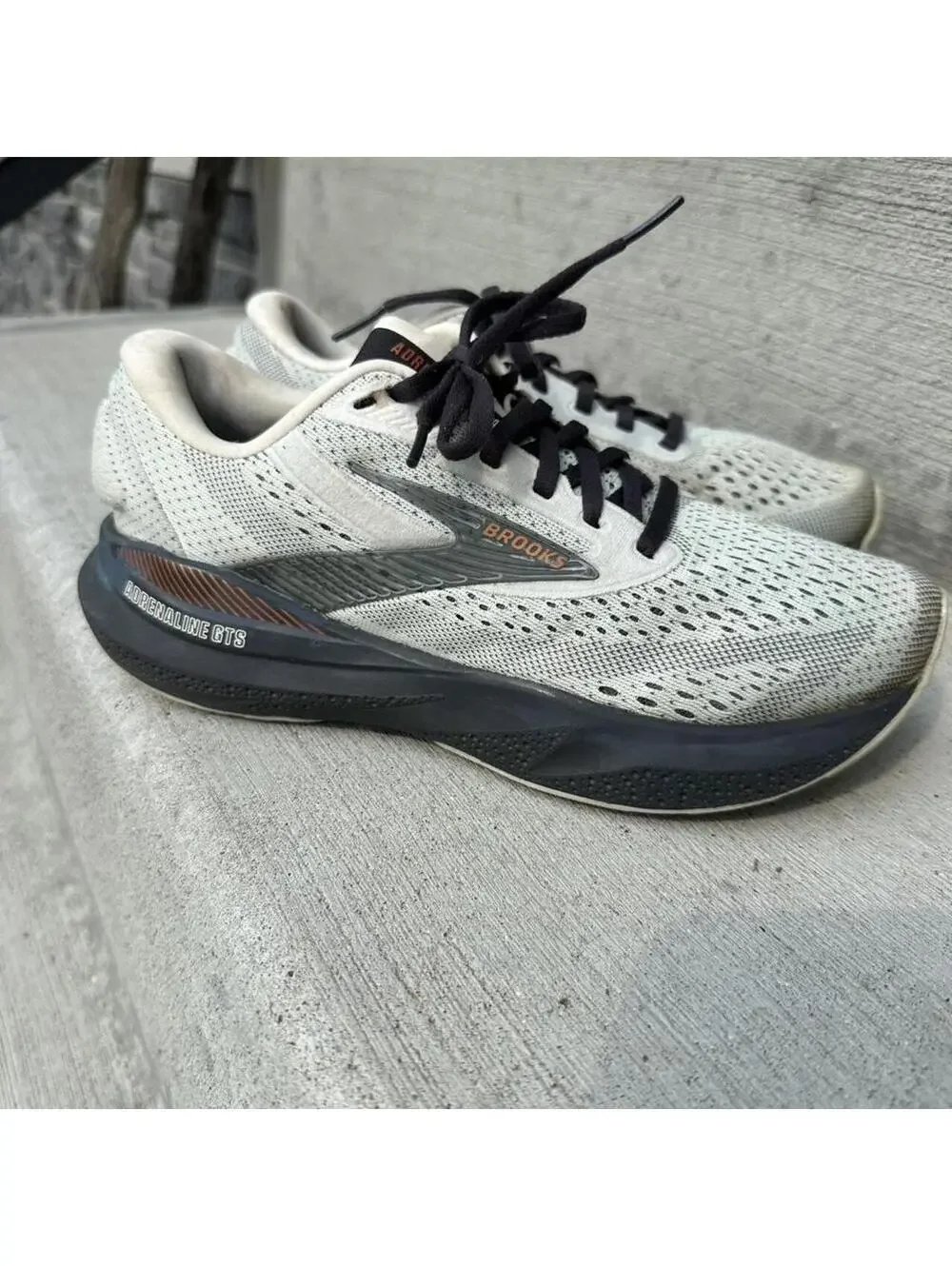 Brooks Adrenaline GTS 24